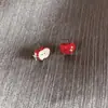 Pendientes de Fruta Manzana Pequeña Paz con un Diseño de Nicho, Sensación Elegante y de Alta Gama, Nuevos para Primavera y Verano, Clips para Orejas sin Perforar