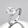 Anillo de Plata S925 de 3 Quilates Ovalado Huevo de Paloma Anillo de Boda Moda de Lujo Ligero Anillo de Moissanita de Gama Alta Venta al por Mayor