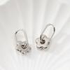 Pendientes de mujer de oro de 18 quilates, elegantes, de acero inoxidable y titanio de alta calidad, de venta caliente europea y americana, con flores, nuevos y transfronterizos