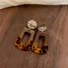 Brincos de Tarraxa com Pingente Quadrado de Resina Agulha de Prata Estilo Artístico Retrô Vintage Brincos de Moda Luxo Leve Sensação de Alto Padrão Acessórios Individuais de Brincos