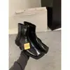 Botas Martin de suela plana, punta cuadrada, color negro, estilo británico para mujer, colección nueva 2024, adecuadas para primavera, otoño e invierno, botines estilo francés retro