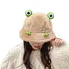 Nuevo Sombrero de Pescador Rana de Moda Otoño e Invierno Cálido Dibujos Animados Felpa Estudiante Sombrero Cubo Dulce Japonés Al Por Mayor para Exteriores