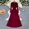 Vestido Longo de Outono 2026 para Mulheres, Estilo Hepburn Francês, Manga Longa, Corte A, Emagrecedor, Elegante e Sofisticado para o Trabalho