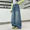 Jeans de Primavera y Otoño para Niñas 2026 Nuevo Casual Estilo Coreano Botón Grande Mediano Parche de Mezclilla Pantalones Curvos Modernos