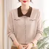 Nueva colección de otoño 2026 de mamá: suéter de punto elegante, fino, con cuello, capa base de manga larga para mujeres de mediana edad y mayores