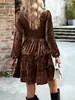 Comercio Exterior Amazon Otoño e Invierno 2025 Transfronterizo Europeo y Americano Vestido de Terciopelo para Mujer, Elegante y Gracioso Vestido de Longitud Media con Cuello Redondo