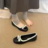 Sapatos de Salto Escondido com Fundo Reto Estilo Retro Boca Rasa Feminino 2026 Novo Estilo Outono Com Saias Solado Macio Sapatos Mary Janes Franceses
