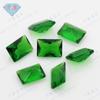 Anillo de gema Huagang rectangular con ángulo recto, flor de coche, vidrio verde sintético, vidrio verde, esmeralda, superficie de piedra desnuda
