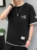 Camiseta de Verano para Hombre Nueva Fina de Manga Corta Estilo Coreano Juvenil Estampada de Estudiante Cuello Redondo Top Camiseta