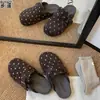 Mocassins de lã com bolinhas estilo Birkenstock para mulheres, mules sem calcanhar, sapatos tipo meia-sapatilha bico fechado para uso externo