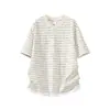 Camiseta Respirável de Malha com Listras Curtas para Homem, Verão Solta Tendência Falsa Peça Dupla Listra Horizontal Masculina Manga Meia Manga Top