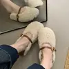 Zapatos peludos de estilo coreano sin cordones de corte bajo, versátiles, para mujer, Otoño/Invierno 2026, mocasines de felpa con una sola correa, zapatos planos casuales