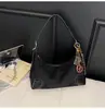 Bolso Retro de Ante para Mujer 2026 Nuevo Estilo Simple y Versátil Bolso de Hombro o Axila de Lujo Ligero Bolso Cruzado de Moda para Viajar