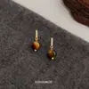 Outono e Inverno Popular Estilo Maillard Modernos e Sofisticados Pedra Olho de Tigre Zircônia Micro-Pavimentada Pequenos e Simples Brincos Fábrica de Brincos