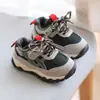 Tênis Esportivo Infantil para Meninos e Meninas, Estilo Primavera e Outono, Malha Respirável, Tênis Dad Shoes, Calçados para Bebês Engatinhando, Sola Macia, Antiderrapante, Tênis da Moda