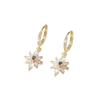 Brinco de Argola com Pedras de Strass Completo de Girassol Doce Fofo Exquisito Versátil Super Brilhante Zircônia Brinco de Floco de Neve Feminino Diamante Azul Pequena Flor Argola de Orelha