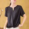 26 Camiseta de Satén de Acetato de Venta Caliente en Verano con Cuello de Tijera de Manga Corta, Corte Holgado, Adelgazante, Elegante, Versátil, Ropa Básica para Mujer