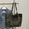 Bolso Tote de Moda de Gran Capacidad para Mujer, Nueva Moda Otoño 2026 Estampado de Leopardo Versátil Bolso de Hombro y de Mano para Viajar al Trabajo