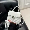 Bolsa Pequena Bolsa Feminina Nicho 2024 Nova Moda Fashionável Elegante Bolsa de Mão Têxtil Rombos Versátil Bolsa de Ombro Transversal