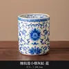 Cinzeiro de porcelana azul e branca da cerâmica Ru com design de videira de lótus, tamanho grande, com tampa, evita a dispersão das cinzas, adequado para uso doméstico na sala de estar, design criativo e único