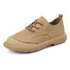 Sapatos Casuais Masculinos de Couro Leve Luxo Retrô Tendência Sapatos com Biqueira Larga Cano Baixo com Cadarço Solado Macio Sapatos Casuais Versáteis Sapatos de Moda Masculinos