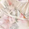 Saia de Cama de Algodão Puro com Acabamento de Renda Estilo Coreano Peça Única Todo Algodão Lençol de Cama de Verão Cobertura de Cama Universal para Todas as Estações Conjunto de Três Peças Estilo Princesa