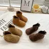 Botas para Niña 2026 Otoño e Invierno Nuevo Estilo Botas para Niños Estilo Retro Niña Pequeña Botas de Piel Birkenstock Botas Cortas para Bebé de Suela Suave
