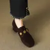 Primavera 2026 Nuevos Zapatos Individuales Versátiles de Punta Redonda con Tacón Grueso de Corte Profundo Estilo Retro Francés con Hebilla Metálica Zapatos Pequeños de Piel para Mujer