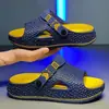 Chanclas para hombre de suela gruesa, resistentes al desgaste, transpirables y antideslizantes, nuevo estilo verano 2026, adecuadas para conducir y uso exterior, sandalias de playa