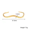 Estilo Europeu e Americano Nicho Minimalista Irregular Joia Aço Inoxidável Banhado a Ouro 18K Pulseira Larga Martelada Ondulada para Mulheres