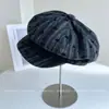 Sombrero Octagonal de Moda a Rayas Retro para Mujer, Nuevo Estilo de Invierno, Gorra de Periodista Elegante y Versátil, Gorra de Béisbol Casual Artística