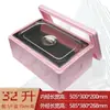 Caja aislada de grado comercial con tapa transparente, diseñada para su uso en puestos, con interior de espuma y adecuada para almacenar y refrigerar postres tiramisú.