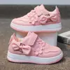 Sapatos Brancos Infantis Estilo Novo, Tênis Casuais Esportivos Florais da Moda para Meninas, Cano Baixo Bico Redondo Confortáveis para Corrida