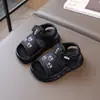 Nuevas Sandalias Infantiles de Dibujos Animados para Verano 2026 para Niños y Niñas, Zapatos Versátiles de Playa, Suela Suave Antideslizante para Niños Pequeños