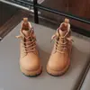Botas Martin infantis, nova coleção outono 2026: botas de couro retrô para meninas, looks de viagem estilosos para meninos e botas amarelas estilo Western