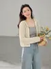 [Ge Ming] Estilo Coreano Primavera Novo Top Curto com Capuz Solto de Manga Longa Camisa de Malha Recortada para Mulheres W889A