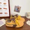 Novedad Primavera/Otoño 2026 Zapatos de Pan de Maquillaje de Nicho Zapatos de Ballet Argan Blancos Zapatos de Entrenamiento Alemanes Rosados para Mujer Lindo Feo