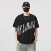 Ropa de Hombre Shanggu Algodón Seda Helada Marca de Moda Camiseta Personalizada Estilo Americano Estampado de Retazos de Moda Holgada Cuello Redondo Tejido de Algodón Seda Helada