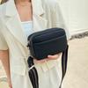 Bolsos transfronterizos comercio exterior color sólido PU bolso de mensajero bolso pequeño para mujer bolso de hombro para dama bolso cuadrado pequeño bolso coreano con correa ancha para el hombro