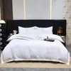 Nuevo Juego de Cuatro Piezas Bordado de Franela para Hotel Casa de Huéspedes B&B Posada Juego de Tres Piezas Funda Nórdica Sábana Bajera Sábana Encimera Funda de Almohada