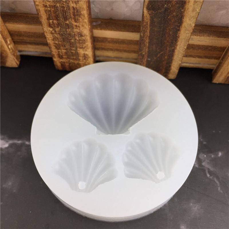 74796D1290D8068994E414270D9194