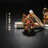 Arcoíris Madera Maciza Tallada Signo Zodiacal del Año de la Oveja Traje Tang Borla Llavero Colgante Decoración de Bolso Artesanía de Madera