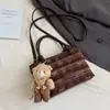 Bolsa bucket color block moderna com estampa xadrez, uma bolsa transversal e bolsa de mão fashion para mulheres, nova coleção outono 2026