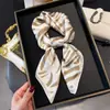 Bufanda Moderna de Seda Estampada a Rayas, Chal Versátil de Alta Gama, Bufanda para el Cuello con Protección Solar, Pañuelo Cuadrado Pequeño, Pañuelo para la Cabeza, Bufanda para Mujer