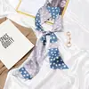 Nuevo pañuelo francés retro para el cabello Pañuelo pequeño para mujer primavera y otoño Estilo occidental versátil pañuelo pequeño para corbata de camisa bolsa pañuelo pequeño