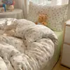 Juego de Cuatro Piezas de Algodón Puro Lavado Grado A Materno e Infantil, Sábana y Funda de Edredón Frescas Estilo Ins, Juego de Tres Piezas con Sábana Ajustable para Dormitorio Estudiantil
