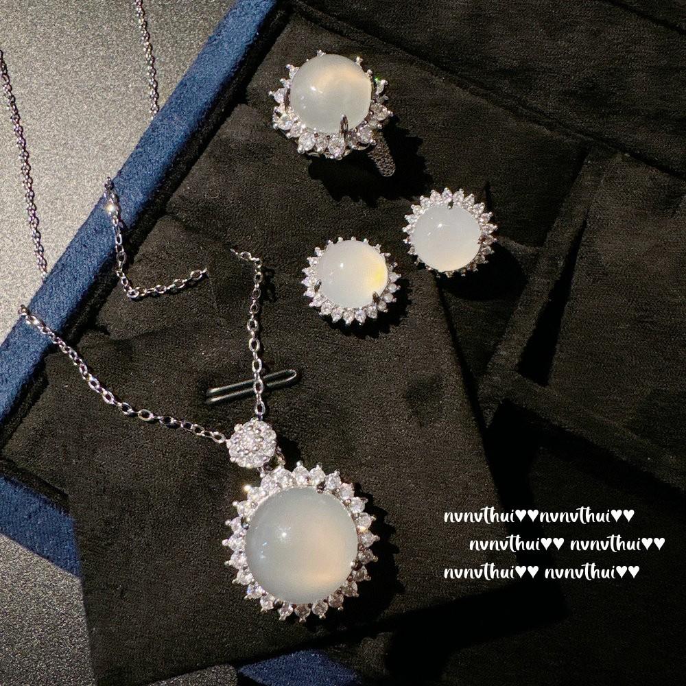 243654b1dfabcfc57bd28c8c6b51b3