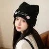 Bonito gorro de lana tejido con forma de gato para mujer, cálido y versátil para otoño e invierno, protege las orejas, hace que la cara parezca más pequeña, adecuado para cabezas grandes, gorro para clima frío