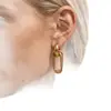 Brincos Geométricos Banhados a Ouro para Mulheres, Simples e Versáteis, Brincos de Aço Titânio de Alta Qualidade, Modernos para o Dia a Dia