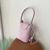 Bolsa transversal para celular para mulheres 2026 verão nova bolsa de alto valor simples e elegante bolsa estilosa bolsa para praia e deslocamento